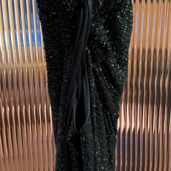 Holiday Sequin Sleeveless dress - Picture 15 of 16